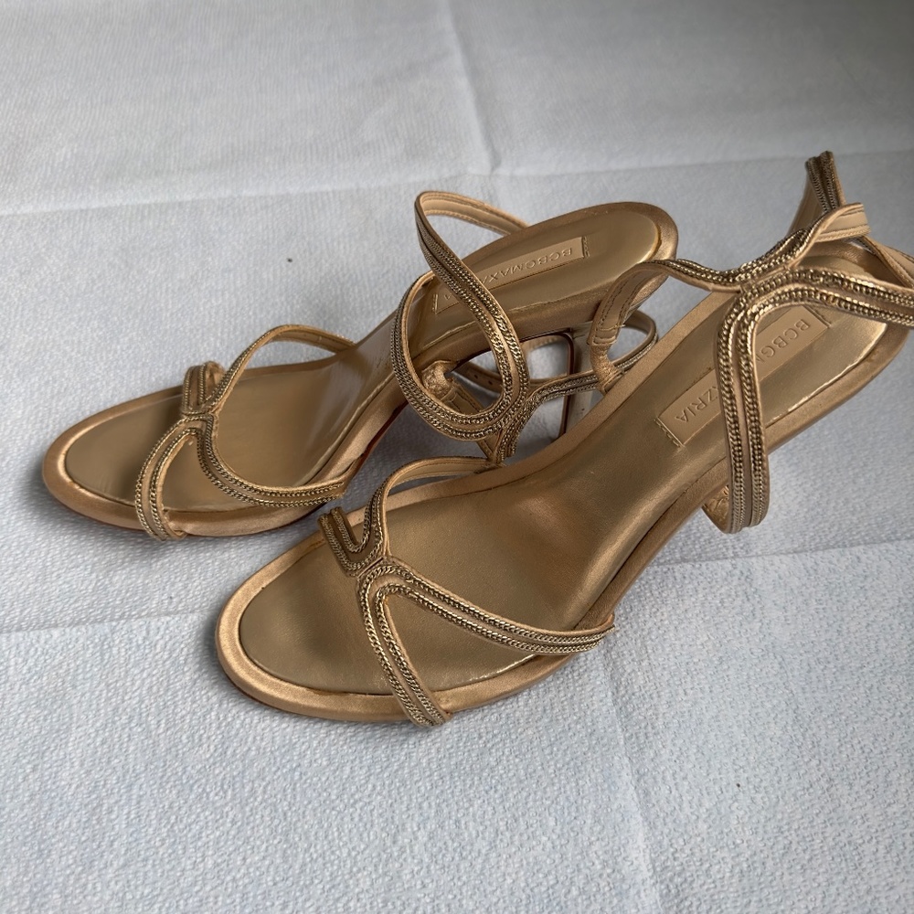 Shoes - Picture 4 of 7